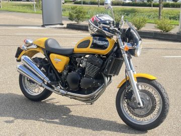 Triumph THUNDERBIRD